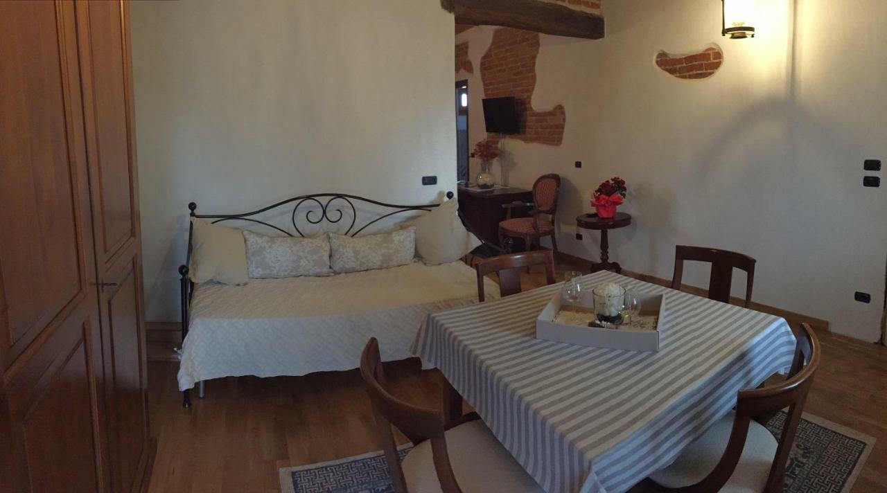Villa Cascina Maina à Diano dʼAlba Extérieur photo